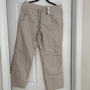 Women’s Loft Tan Cargo  Pants